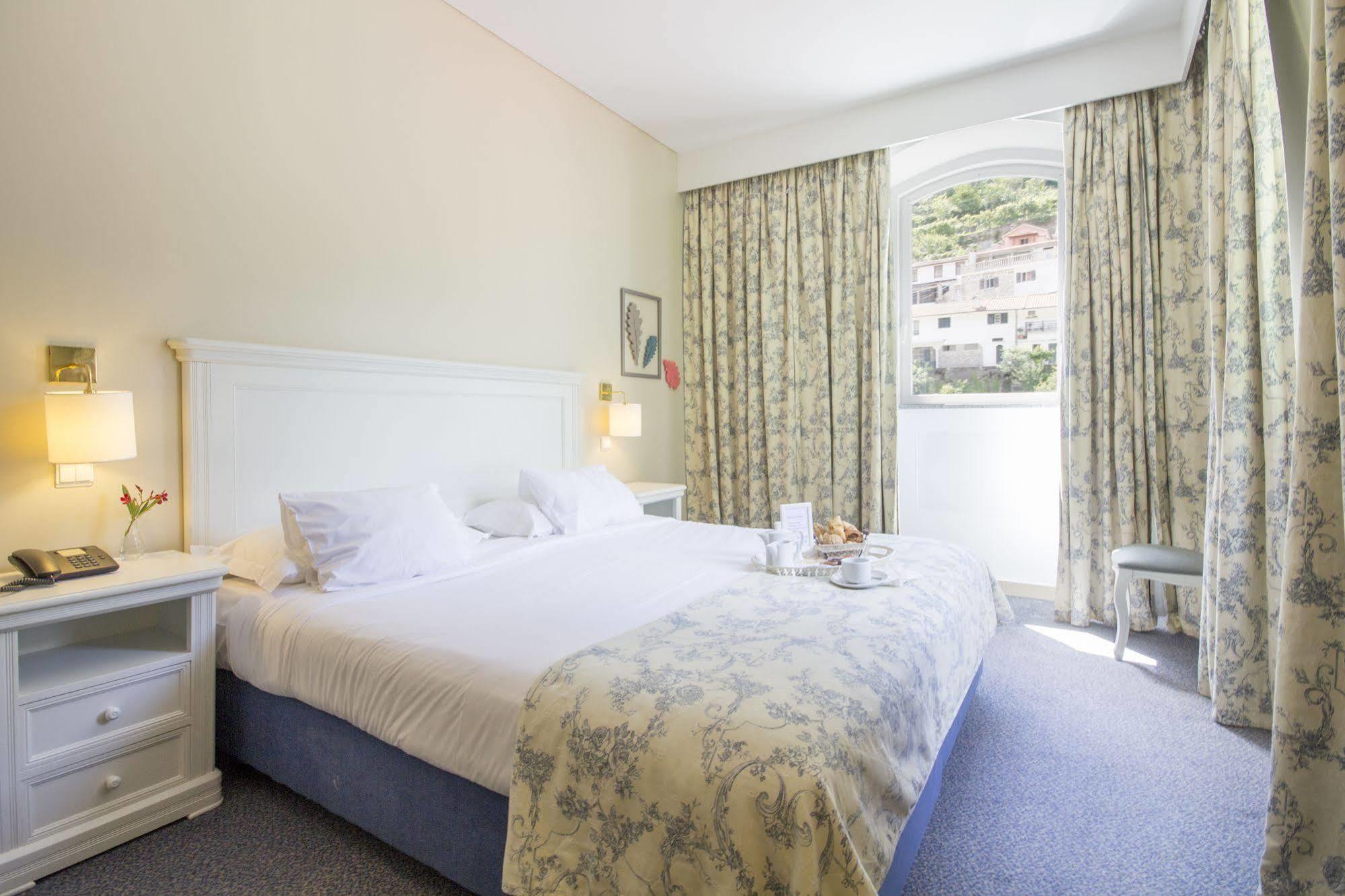 Hotel Apartamentos Geres Ribeiro Dış mekan fotoğraf
